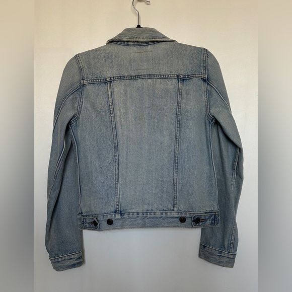 Levi’s Denim Jacket - Picture 2 of 6